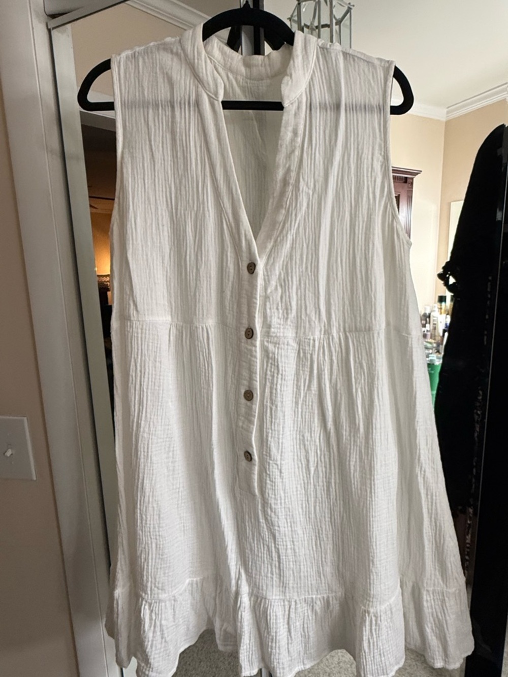 Cupshe White Sleeveless Button-Front Cotton Cover-up (L)